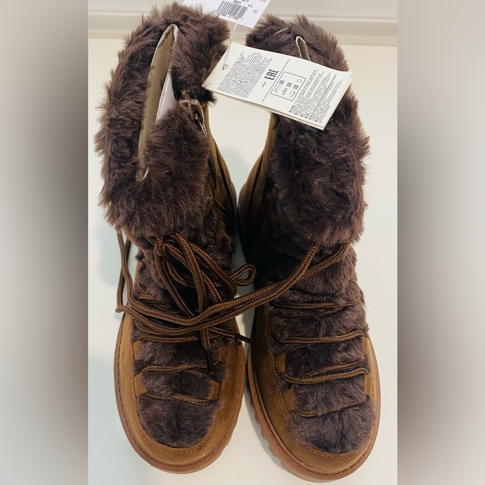 Gap Boots